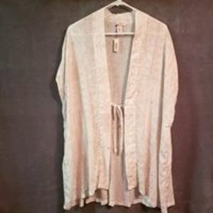 VICTORIA SECRET KIMONO ROBE